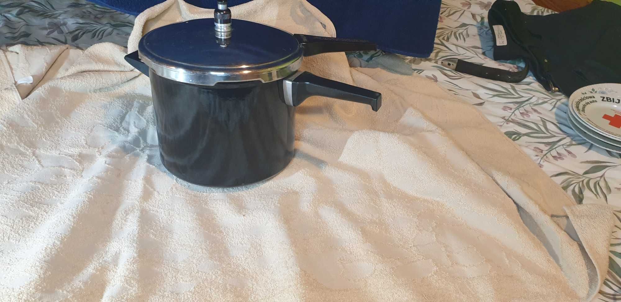 szybkowar pojemosci 4,5 l