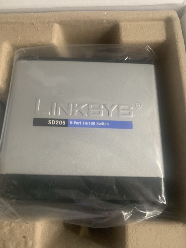 Switch, Linksys Switch Przełącznik 5p SD2005-EU (5x10/100/1000Mbit)