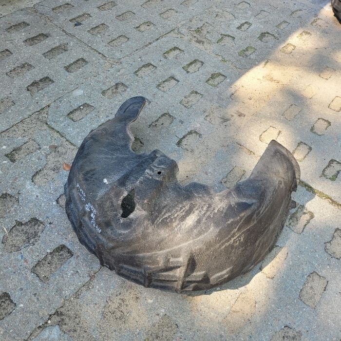 Nadkole materiałowe tył prawe audi a4 b8 sedan 2008r