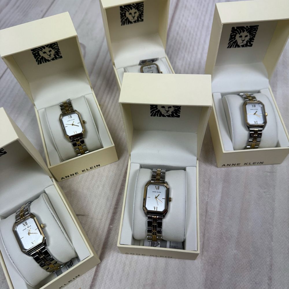 США | Оригінал | Anne Klein AK/3775SVTT Стильний жіночий годинник