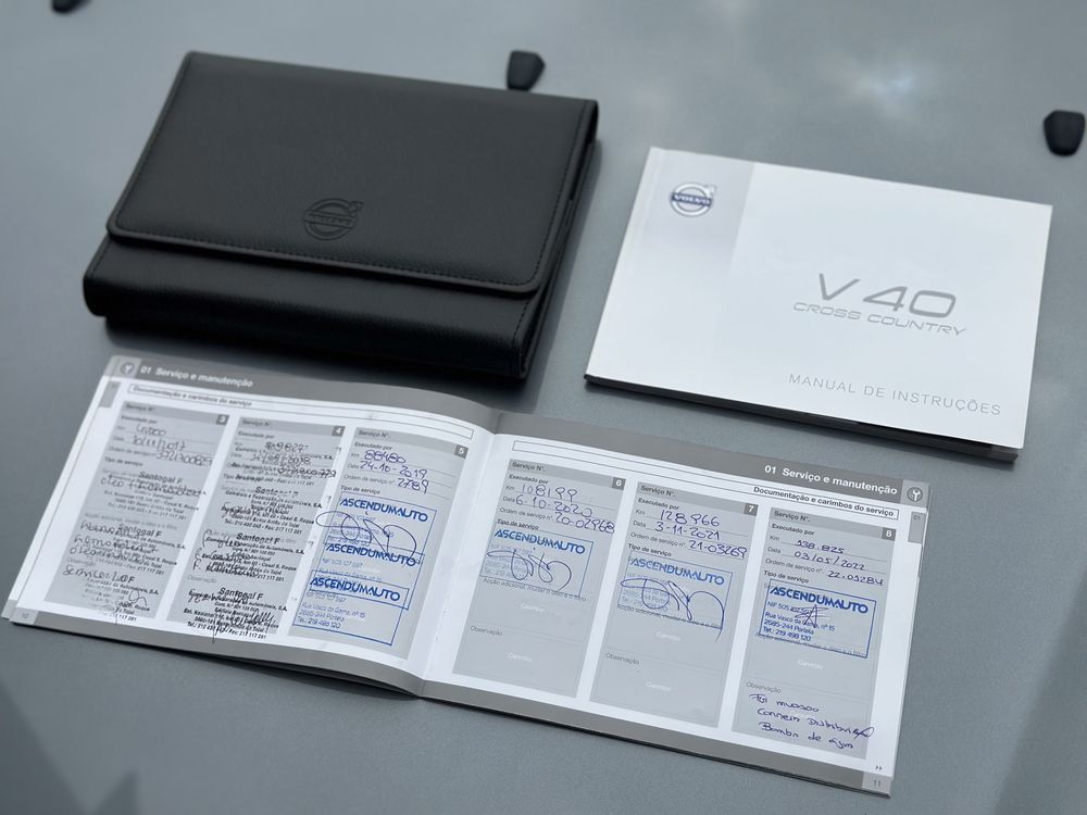 Volvo V40 1.6 D2 ‘ Cross Country ‘  GARANTIA