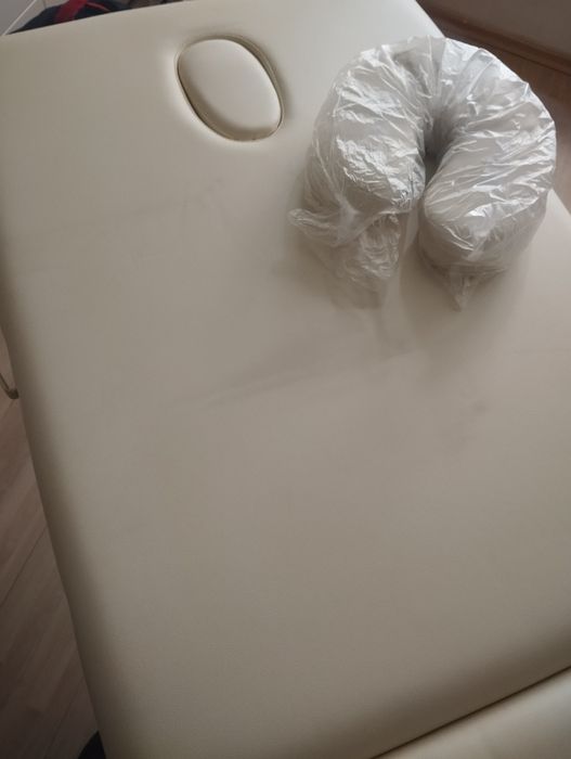 Łóżko kosmetyczne składane