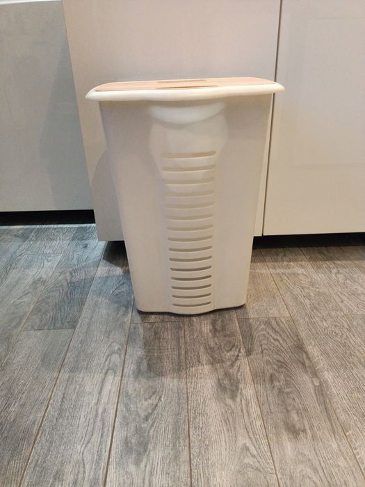 Kosz na bieliznę do prania Curver