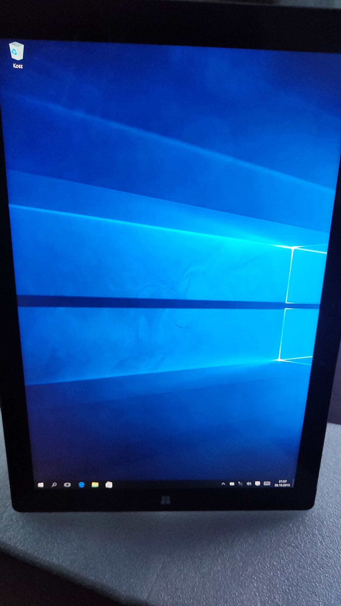 Tablety surface 3 pro z klawiaturą