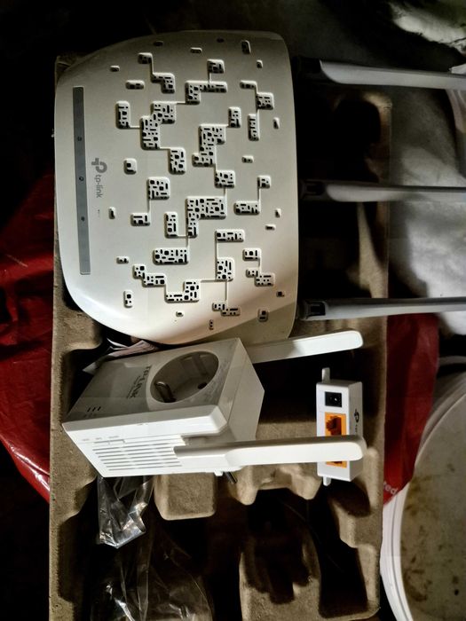 Router oraz wzmacniacz sygnalu