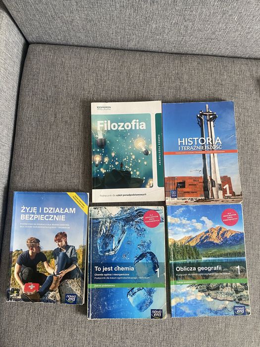 Podręczniki 1 i 2 klasa liceum nowe i używane