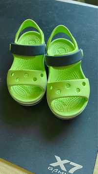 Дитячі босоніжки crocs c8