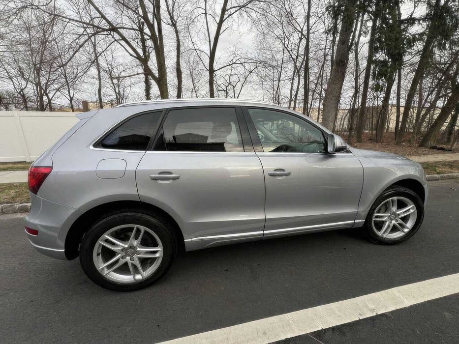 Audi Q5 Premium Plus      2016