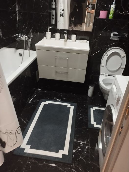 Евро 2 кімнатна , метро Бориспільська Бажана 17