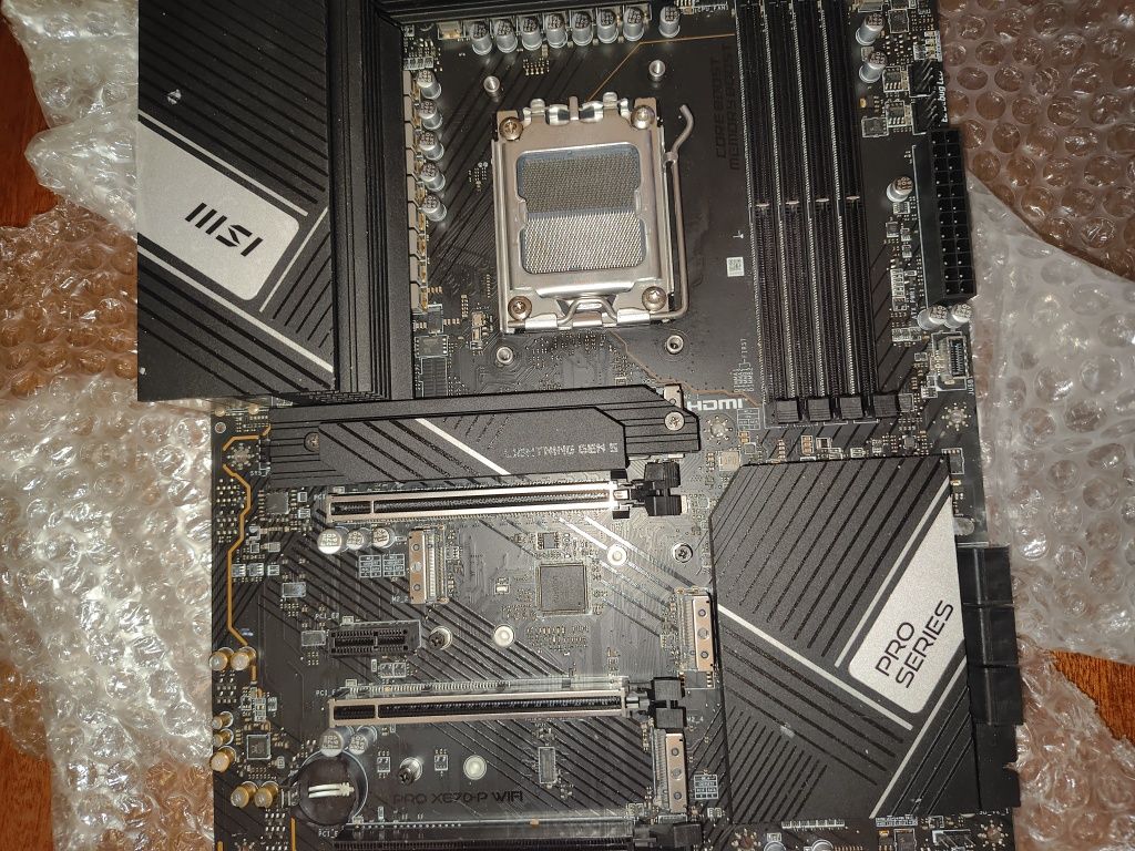 Msi x670 p wifi //