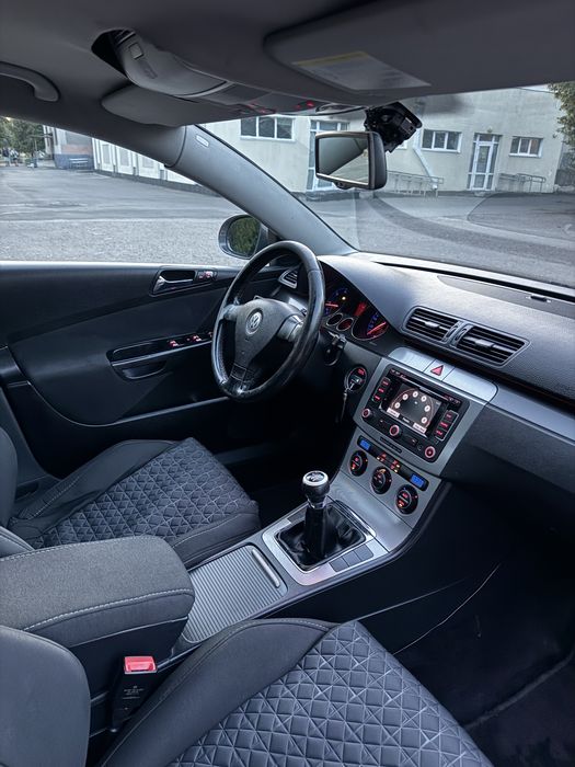Volkswagen Passat B6 2007р 2,0tdi механіка 6 в ідеальному стані дизель