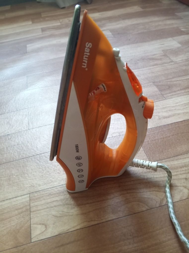 Параска Saturn 1800w