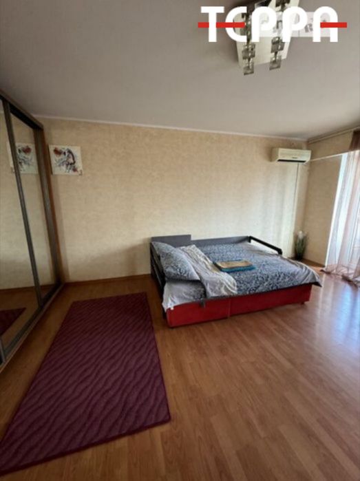 Продаж 1-кімнатної квартири, бул. Центральний