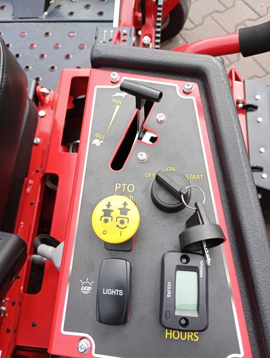 NOWY Lezard Z158 PRO | Zero Turn | 35 KM | 152 cm | potwór do trawy!