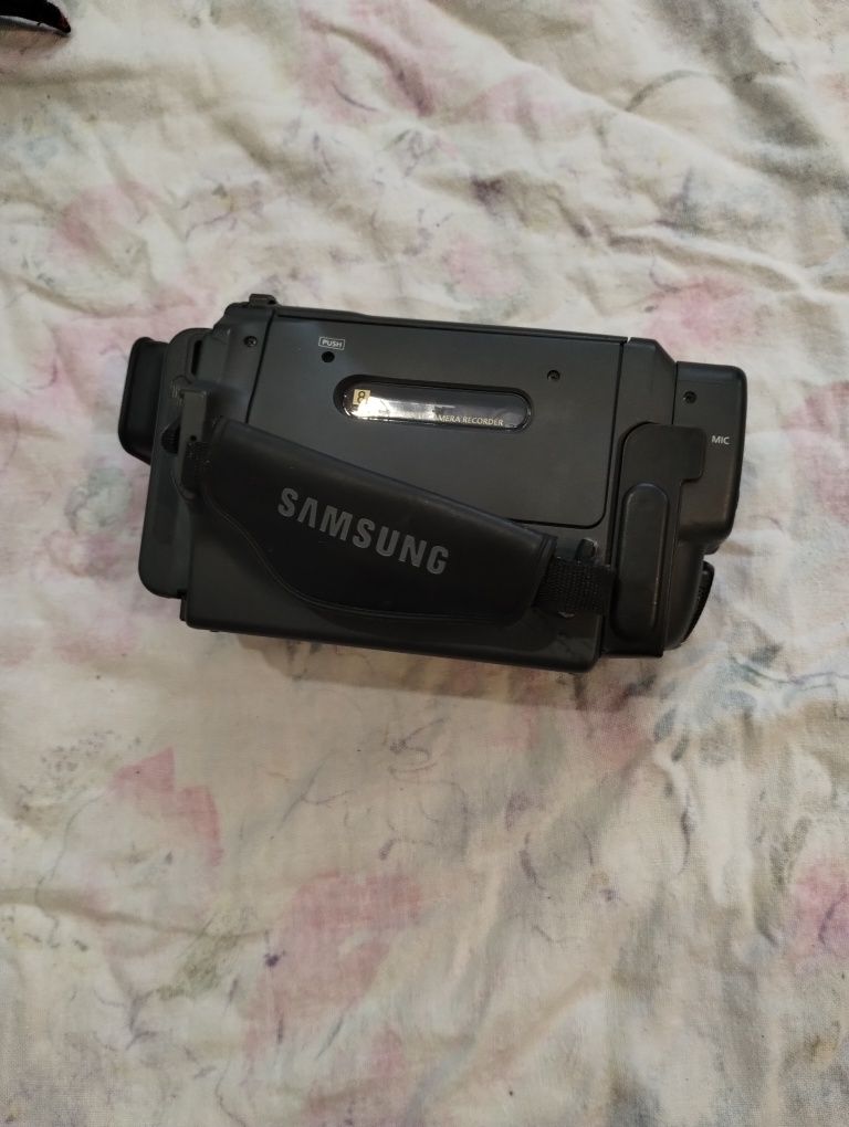 Kamera Samsung w raz z nerką