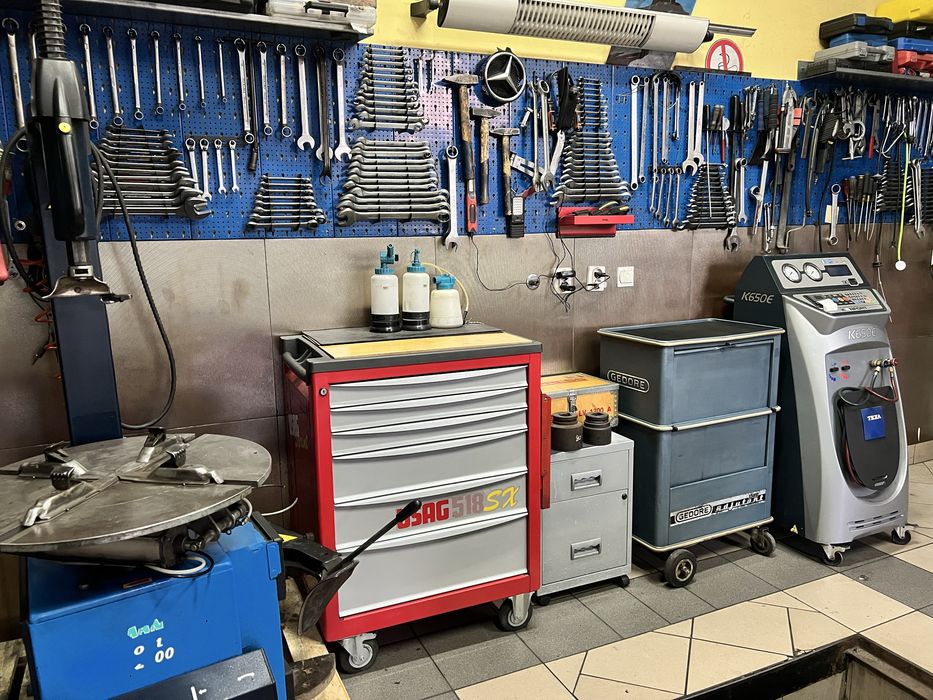 Szafka narzedziowa wozek wyposazenie warsztatu likwidacja wyprzedaz