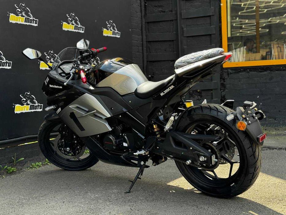 Мотоцикл ML 300 CBR