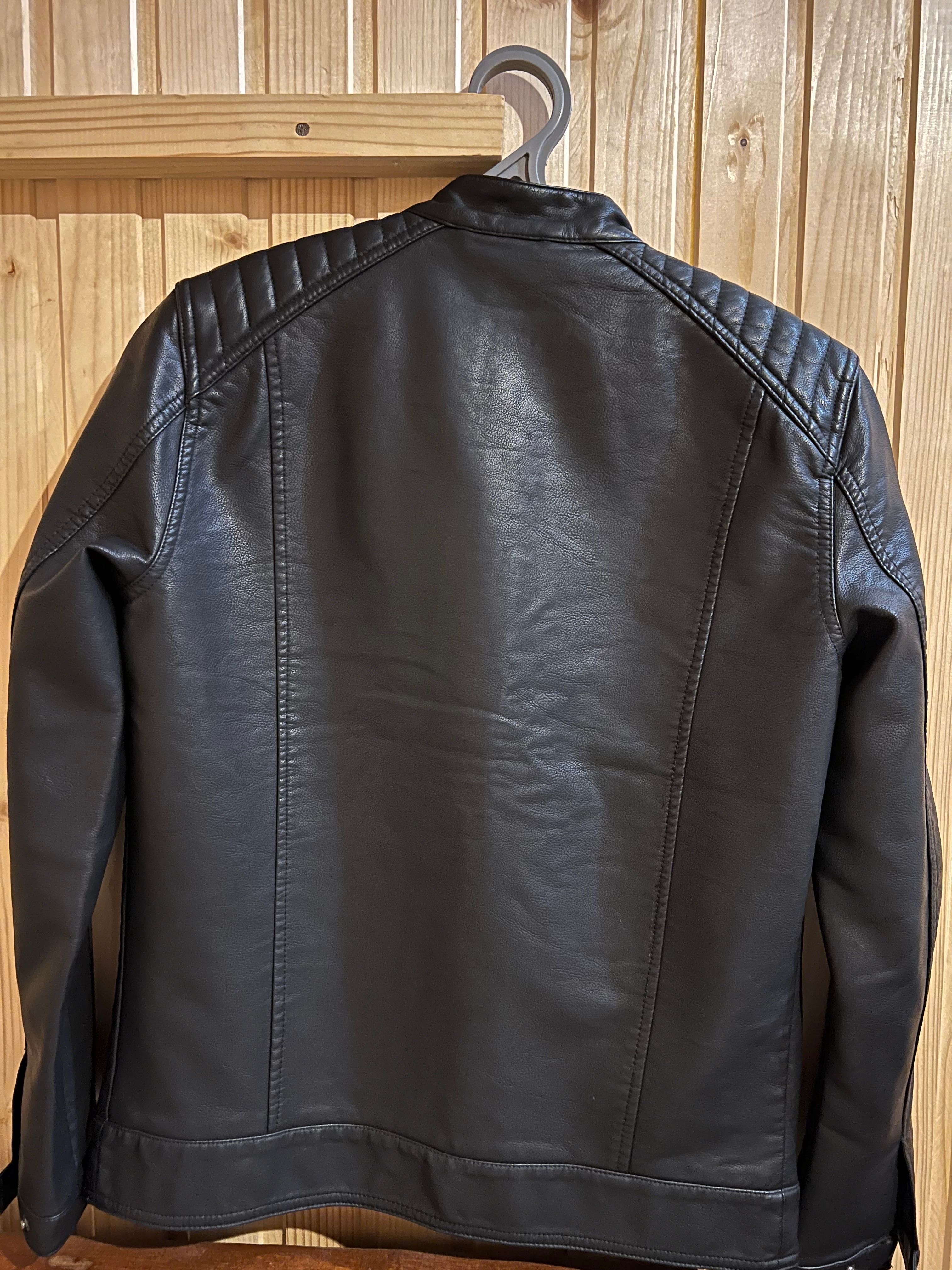 Шкіряна куртка 1800грн