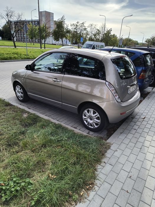 Sprzedam Lancie Ypsilon