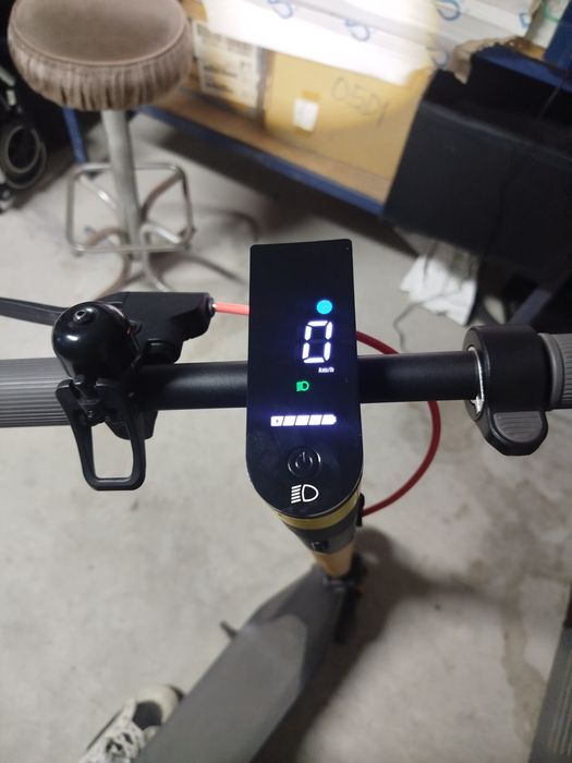 Trotineta Xiaomi Lite 4
