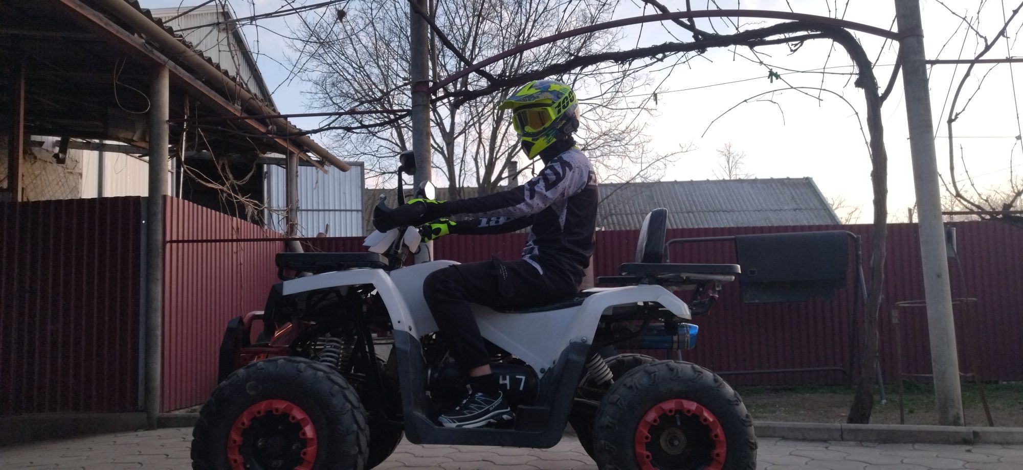 Продам квадроцыкл Forte Braves 200