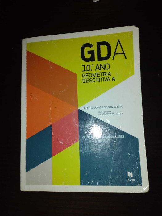 Manuais de Geometria descritiva 10 e 11 ano