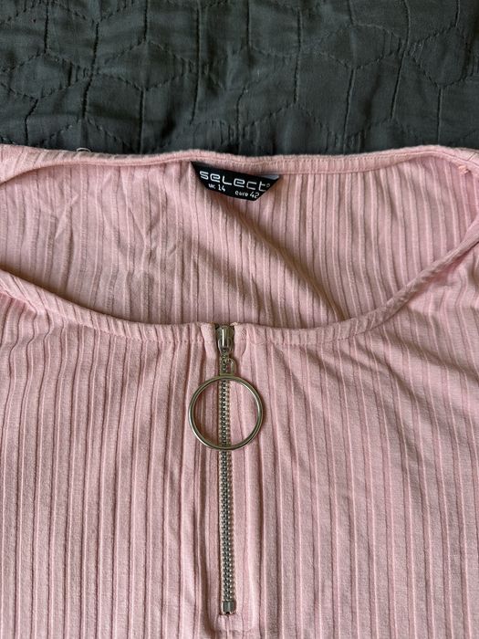 Боді жіноче стан гврний колір пудра з замочком .