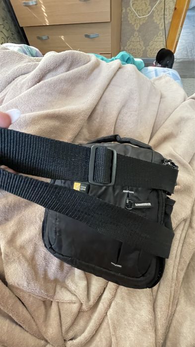 Продам сумку для фотоаппарата case logic