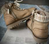 Os sapatos da menina