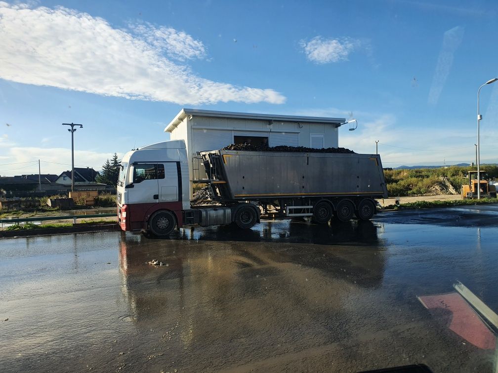 Usługi  transportowe  wywrotką 27 ton, prace ziemne