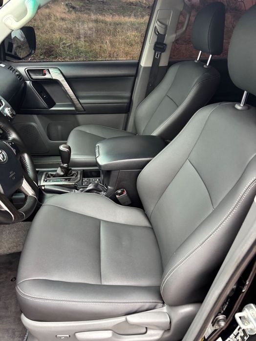 Продам авто Тойота Прадо 150