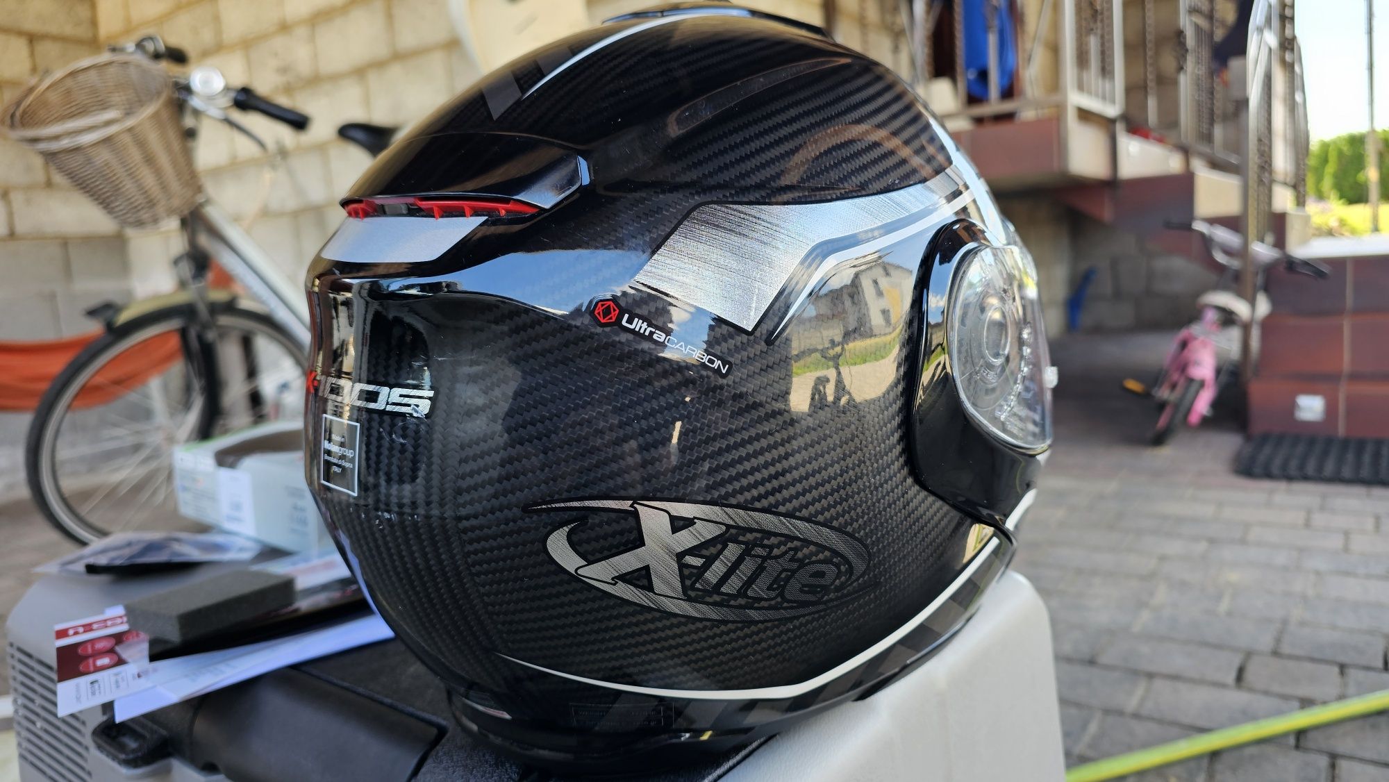 Xlite X-lite X-1005 RS X 1005 RS ULTRA Carbon Rozmiar XL + Bluetooth