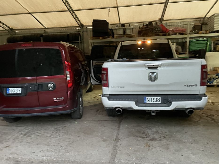 Ram 1500 LIMITED ful wersja pneumatyka