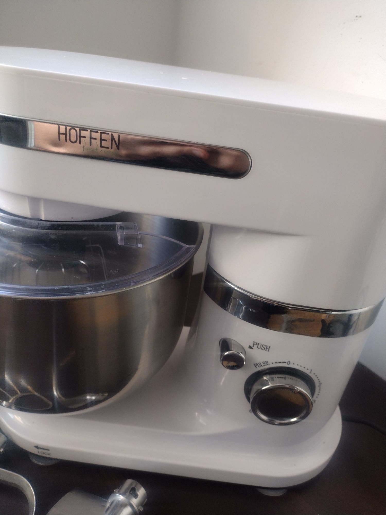 Robot planetarny kuchenny