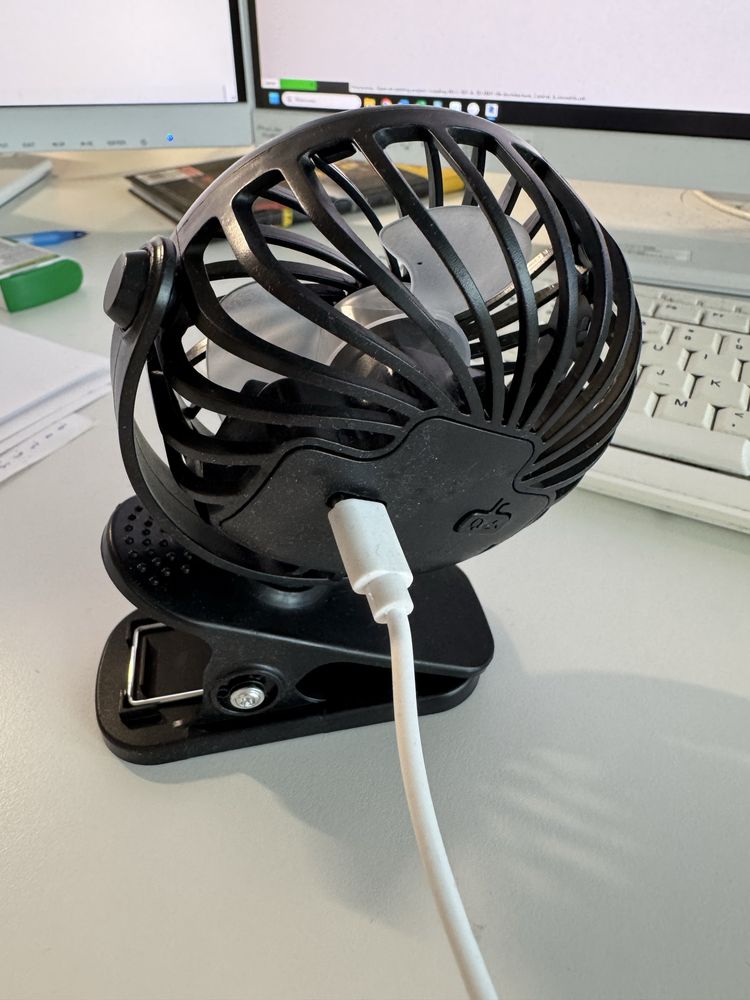 Wentylstor/wiatrak USB