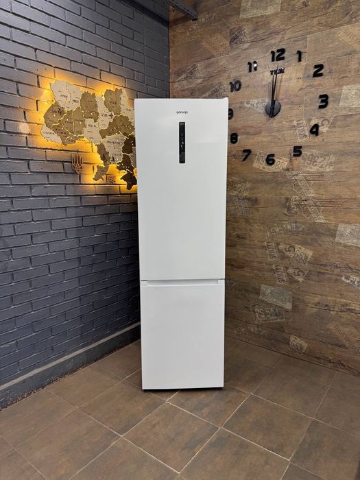 Холодильник двокамерний, вибір, доставка, гарантія