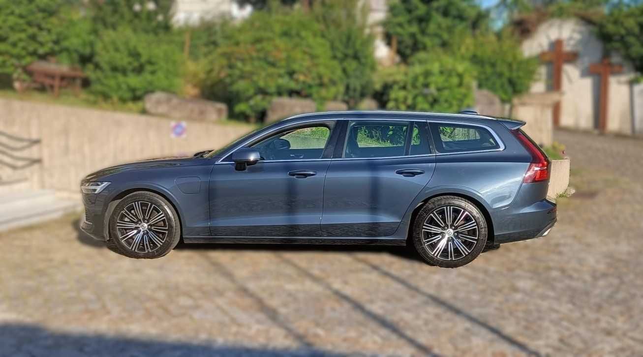 Volvo V60 T8 PHEV Inscription 390 cv