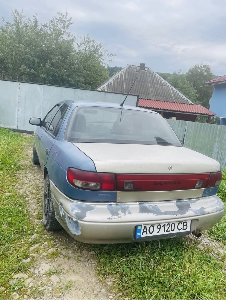 Продам 2 авто ,Кіа Sephia 1998/1994