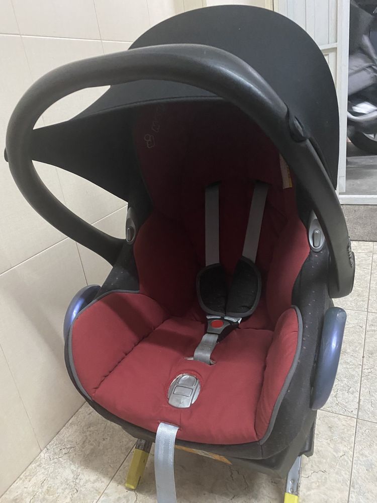 Ovinho/Cadeira de carro com isofix MAXICOSE