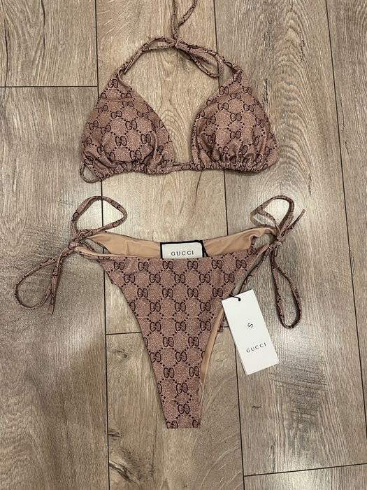 Жіночий бежевий купальник Gucci