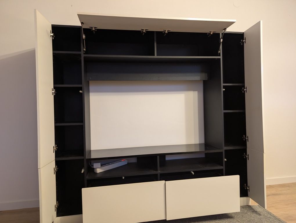 Móvel TV com arrumação escondida branco e preto
