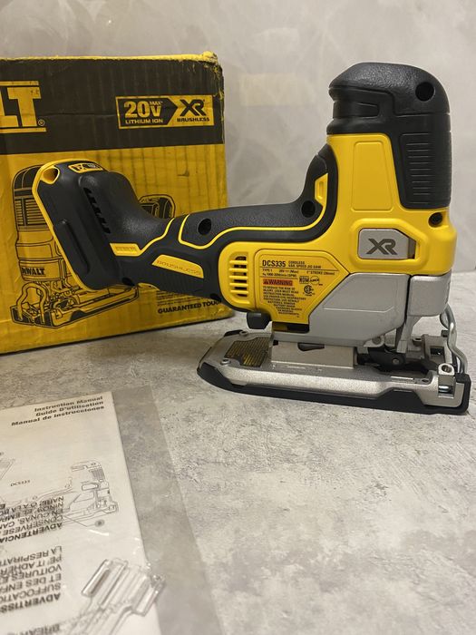 DeWALT DCS335 20Vmax безщітковий лобзик Made in Mexico