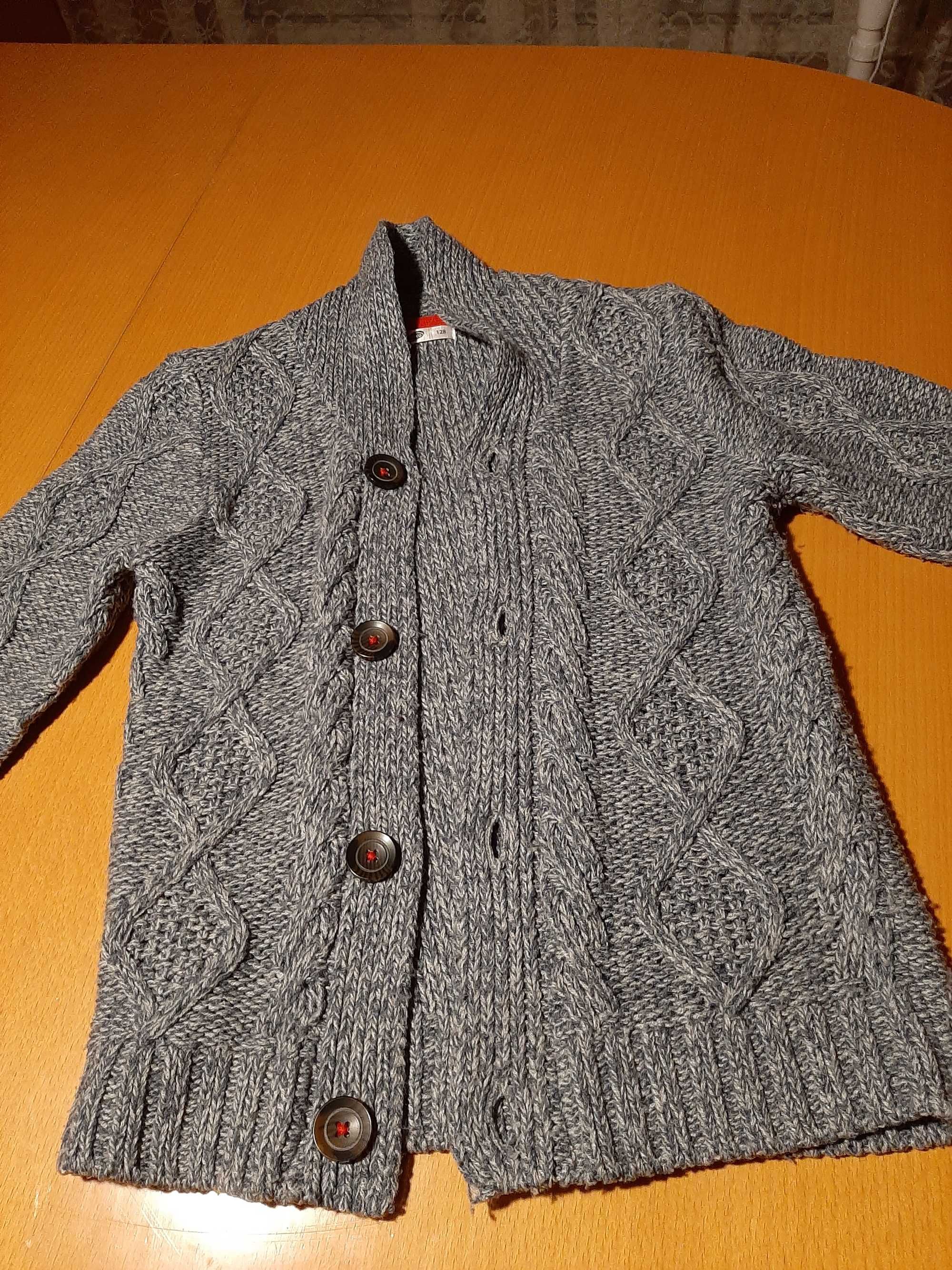 Sweter pulower chłop 128