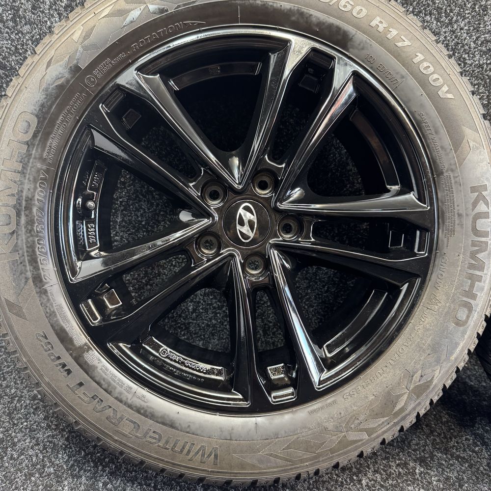 Диски Б/У разом з резиною 7R17 5x114.3 ET43.5 Dia67.1 KH227017 B