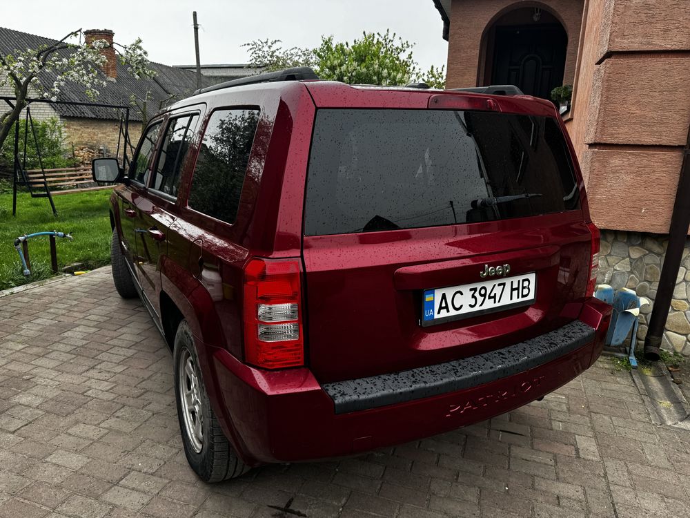 Продам авто Jeep patriot 2016