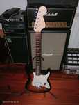 Guitarra elétrica Squier Affinity com Humbucker