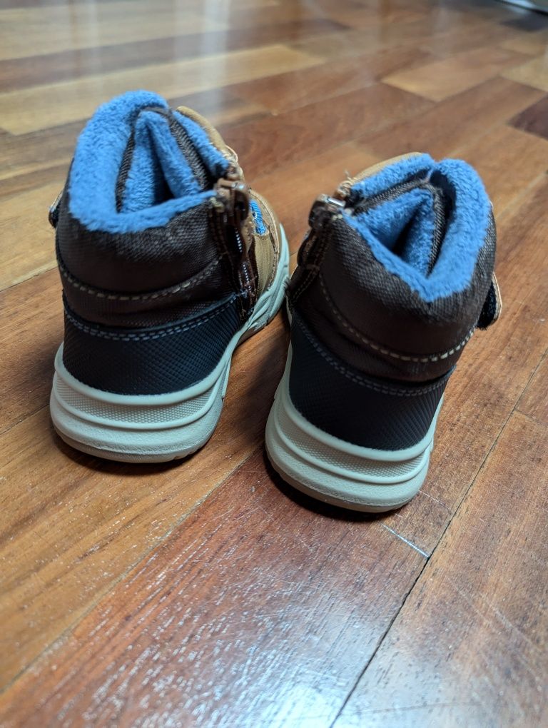 Buty zimowe ocieplane firmy apawwa