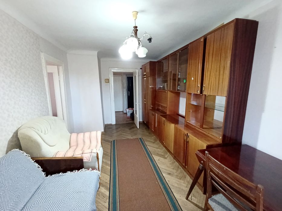 Сдам 3-ком квартиру г. Буча ул. Полевая ЦЕНТР, общ. 60 м2, с детьми ДА