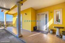 ANG1308 - Moradia T4 para Venda em Batalha