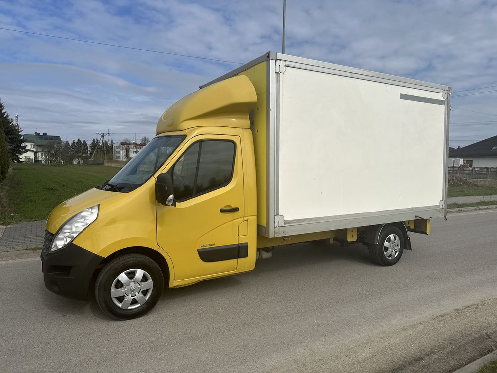 Renault master kontener laweta RWD 125 koni KLIMATYZACJA nowe opony